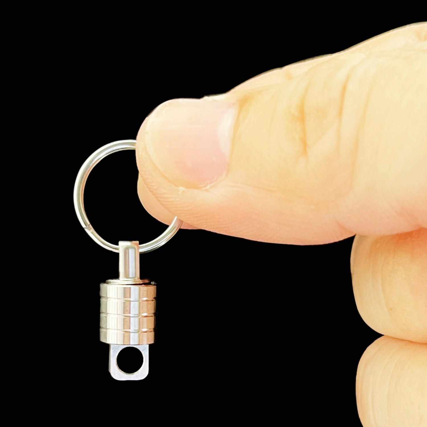 Titanium Alloy Mini Keychain P - огляд і ціна Power Key Tools