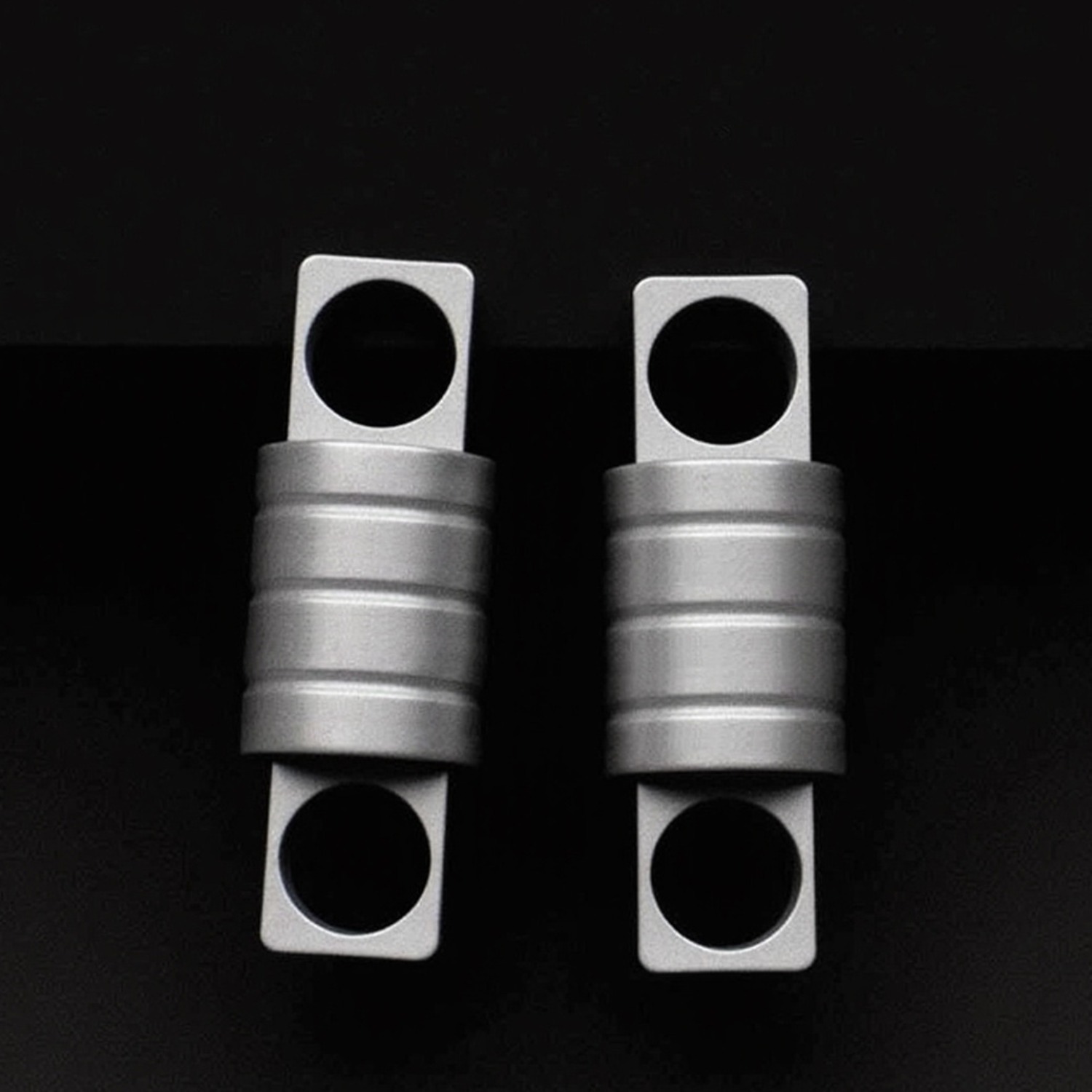 Titanium Alloy Mini Keychain P - огляд і ціна Power Key Tools