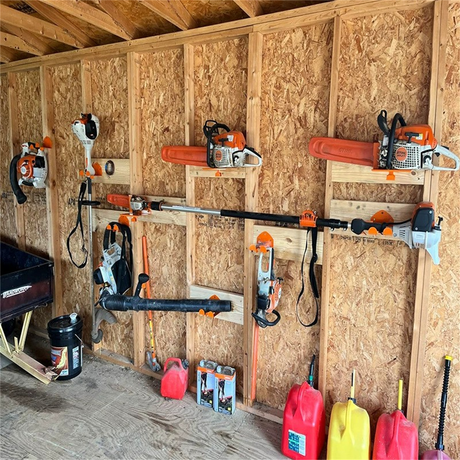 Adjustable Chainsaw Wall Mount - огляд і ціна Power Tools Display Rack
